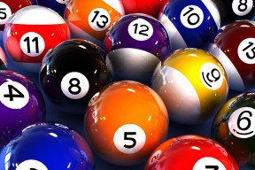 开云体育在线-弗拉霍维奇贡献制胜表现，荷兰郁金香刺穿那不勒斯防线