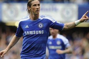 开云体育入口-马刺对阵开拓者，德罗赞关键战不手软，冷血中投定乾坤