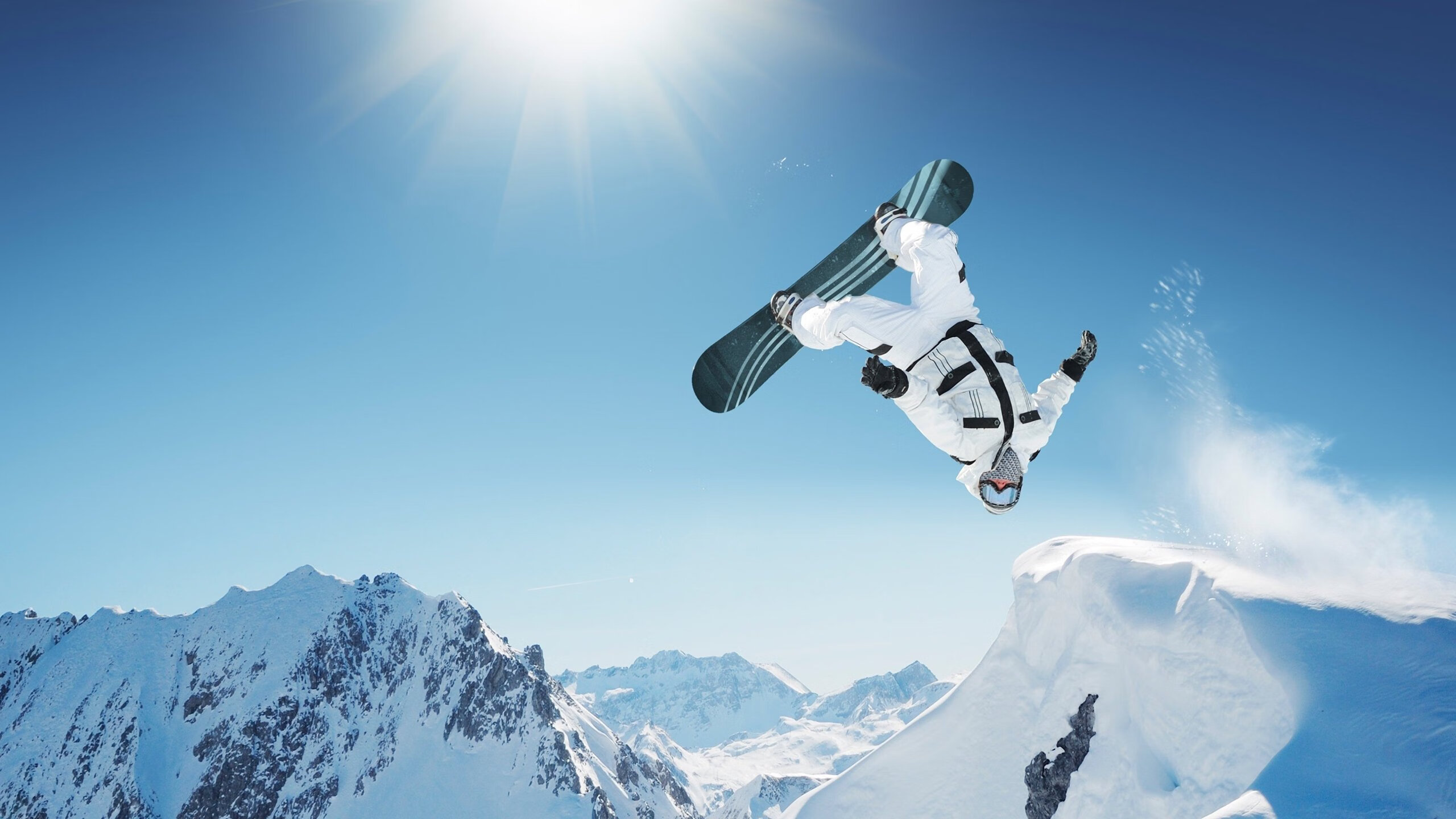 舞台的尺度，当阿圭罗的星光映照拜仁与美国的足球史诗