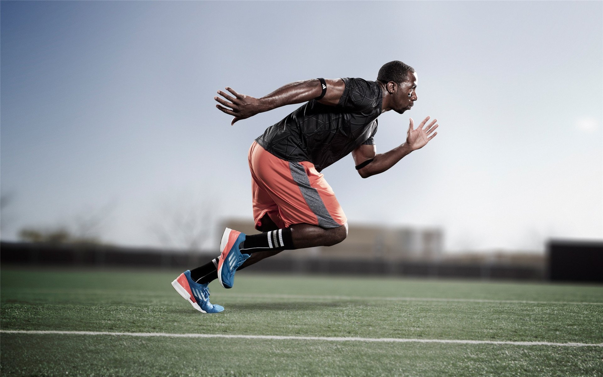 荷兰对阵爱尔兰，蒂亚戈的防守艺术，如何用智慧与节奏锁死对手