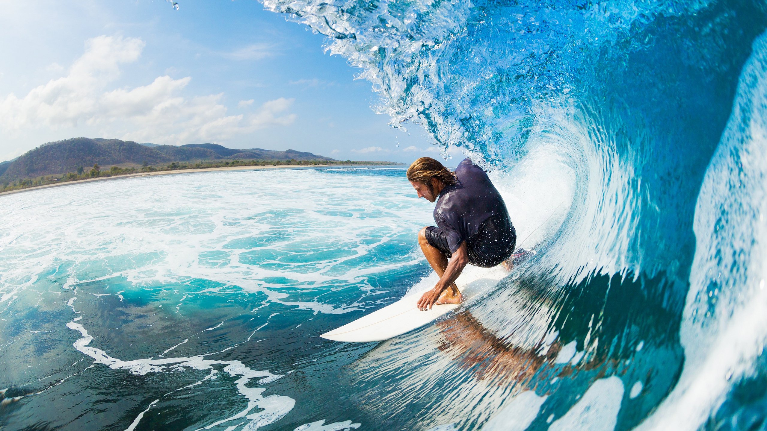 新疆队连续得分压制公牛，莫兰特成为关键先生