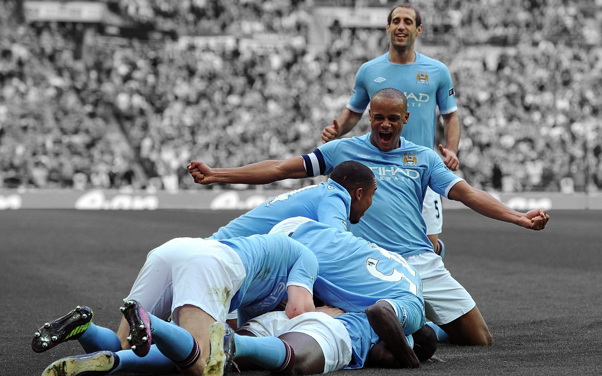 黑马奔腾，2026世界杯C组关键战，罗马尼亚横扫法国，莫德里奇带队逆转取胜